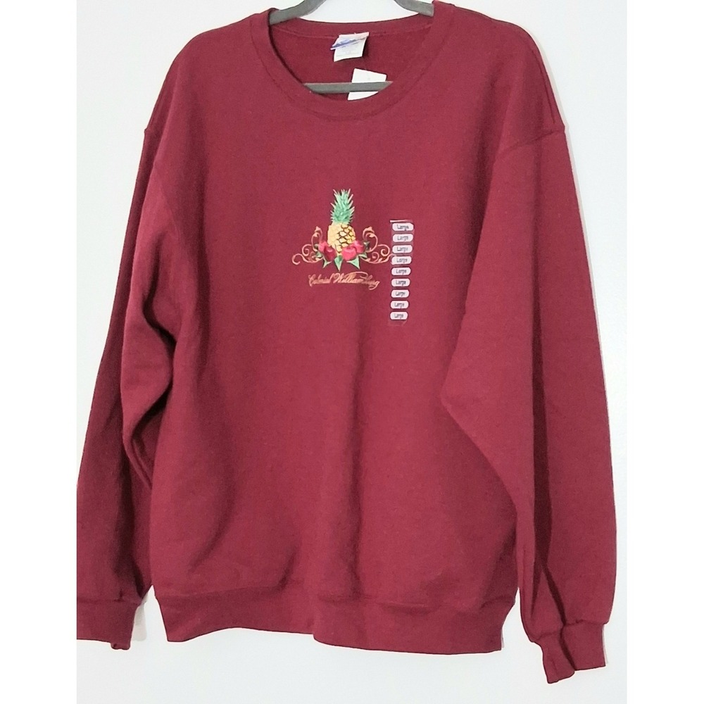 Colonial Williamsburg Sweatshirt Women's Large Neck Embroidered Pineapple NEW